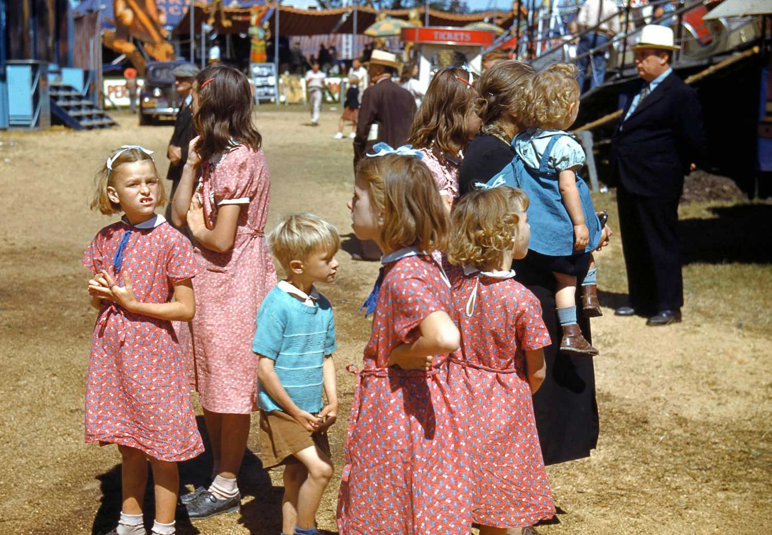FSA-OWI Color Photos of America, 1939-1943
