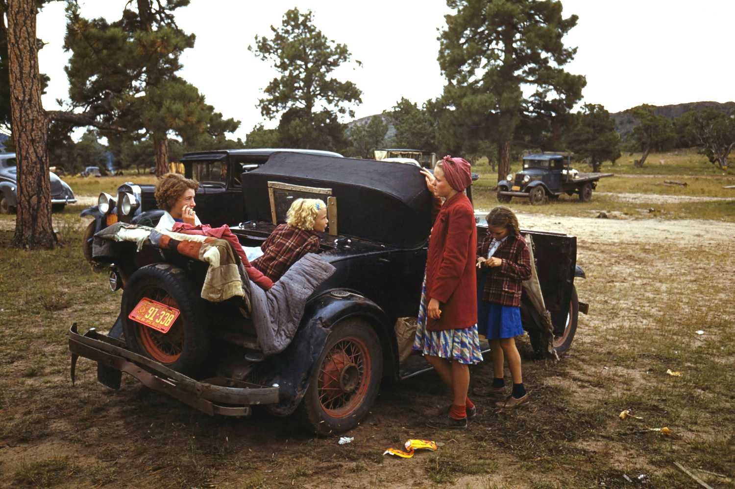 FSA-OWI Color Photos of America, 1939-1943