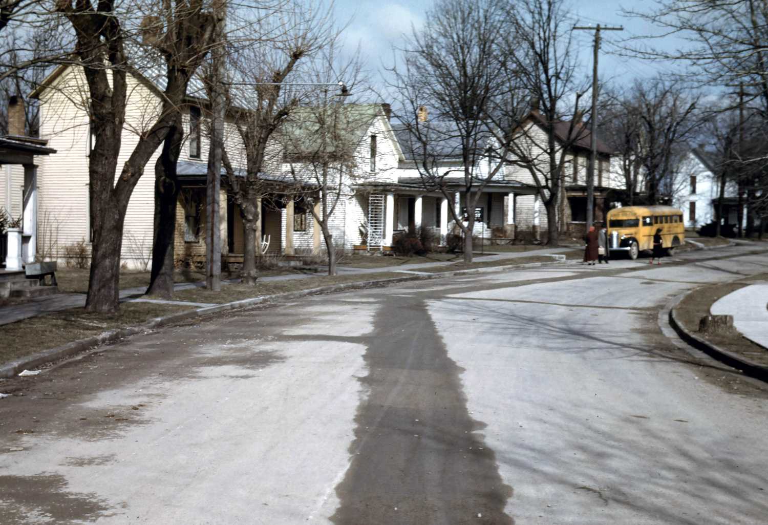 FSA-OWI Color Photos of America, 1939-1943