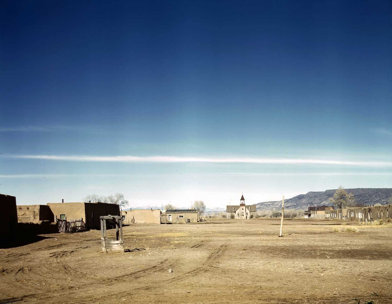 FSA-OWI Color Photos of America, 1939-1943
