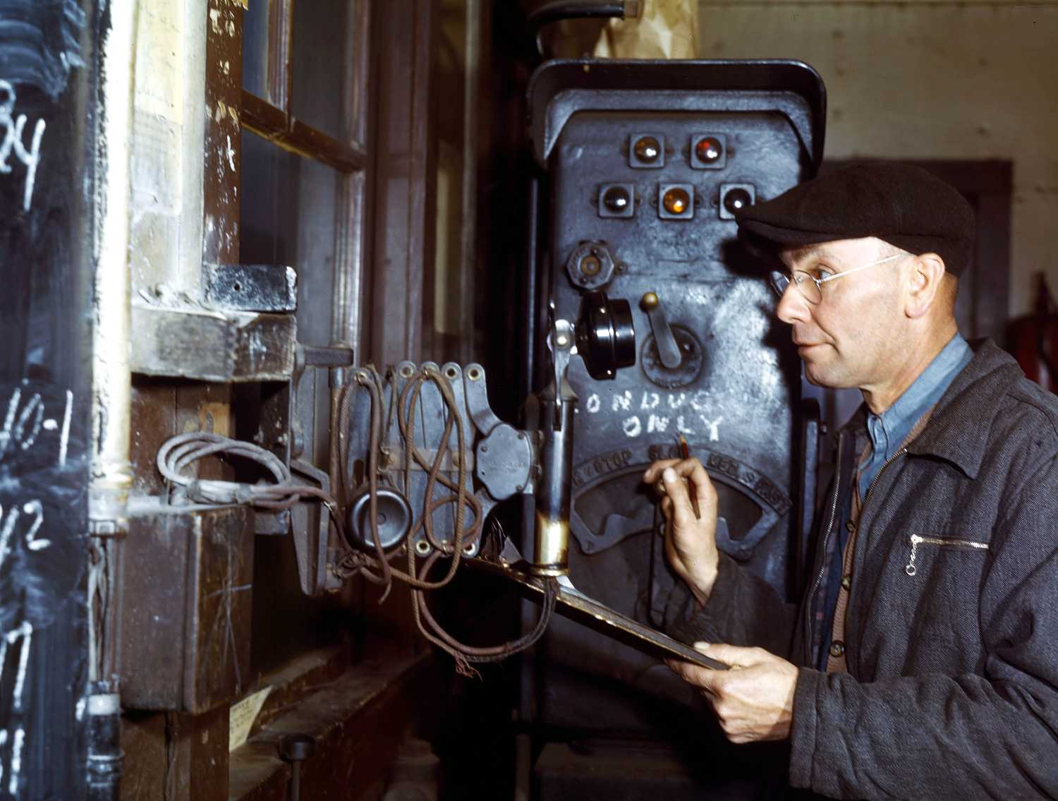 FSA-OWI Color Photos of America, 1939-1943