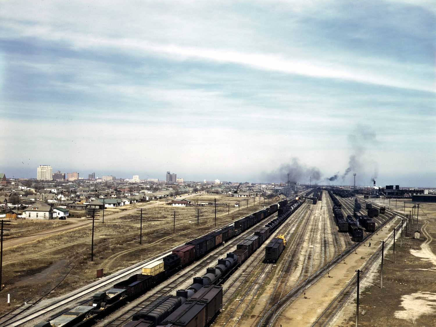 FSA-OWI Color Photos of America, 1939-1943