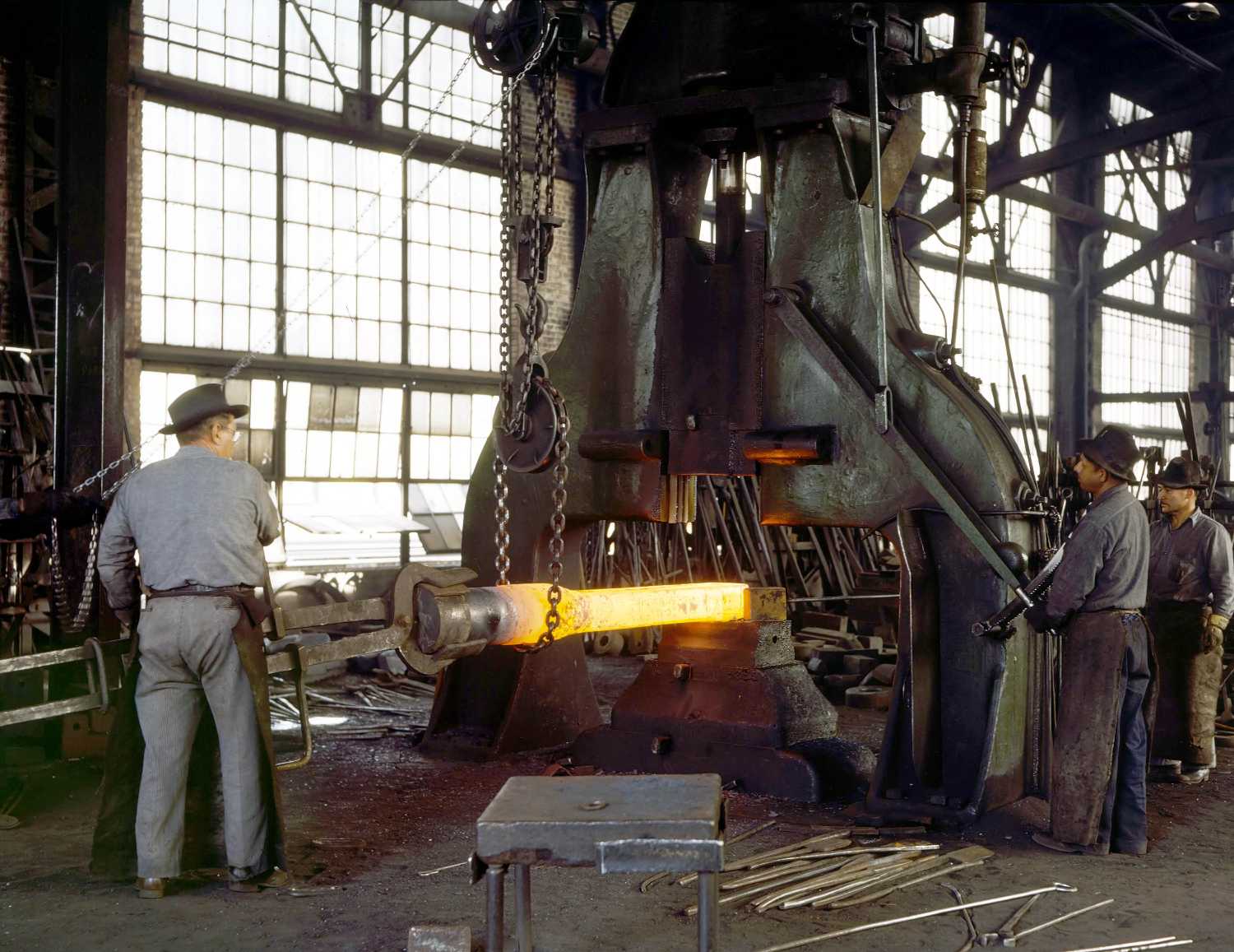 FSA-OWI Color Photos of America, 1939-1943