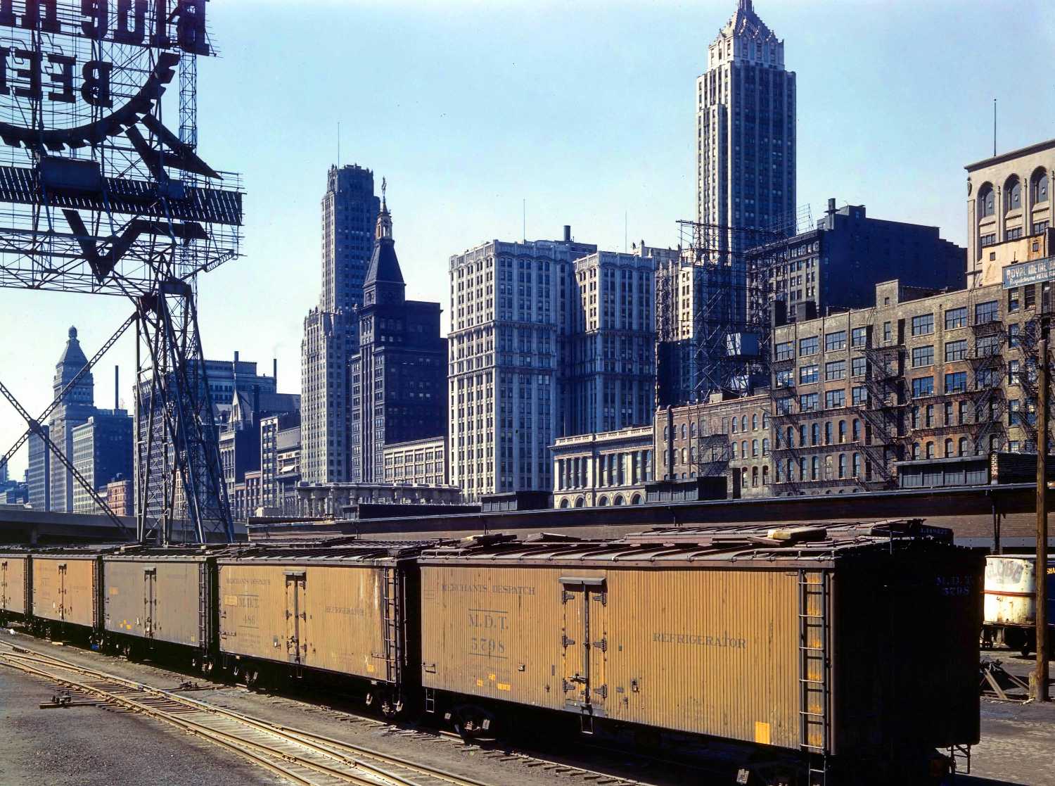 FSA-OWI Color Photos of America, 1939-1943