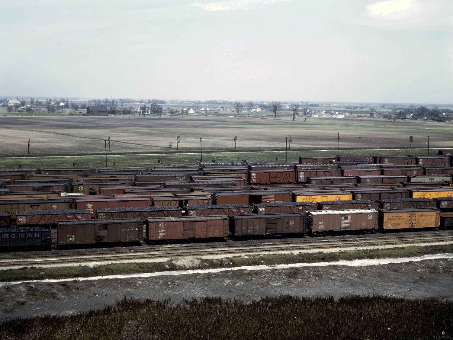 FSA-OWI Color Photos of America, 1939-1943
