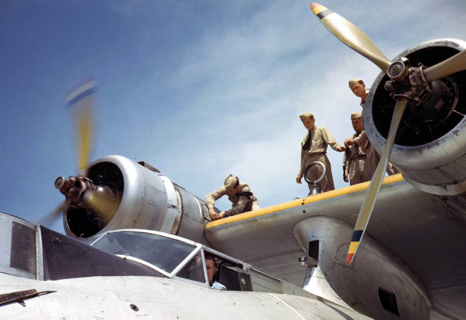 FSA-OWI Color Photos of America, 1939-1943