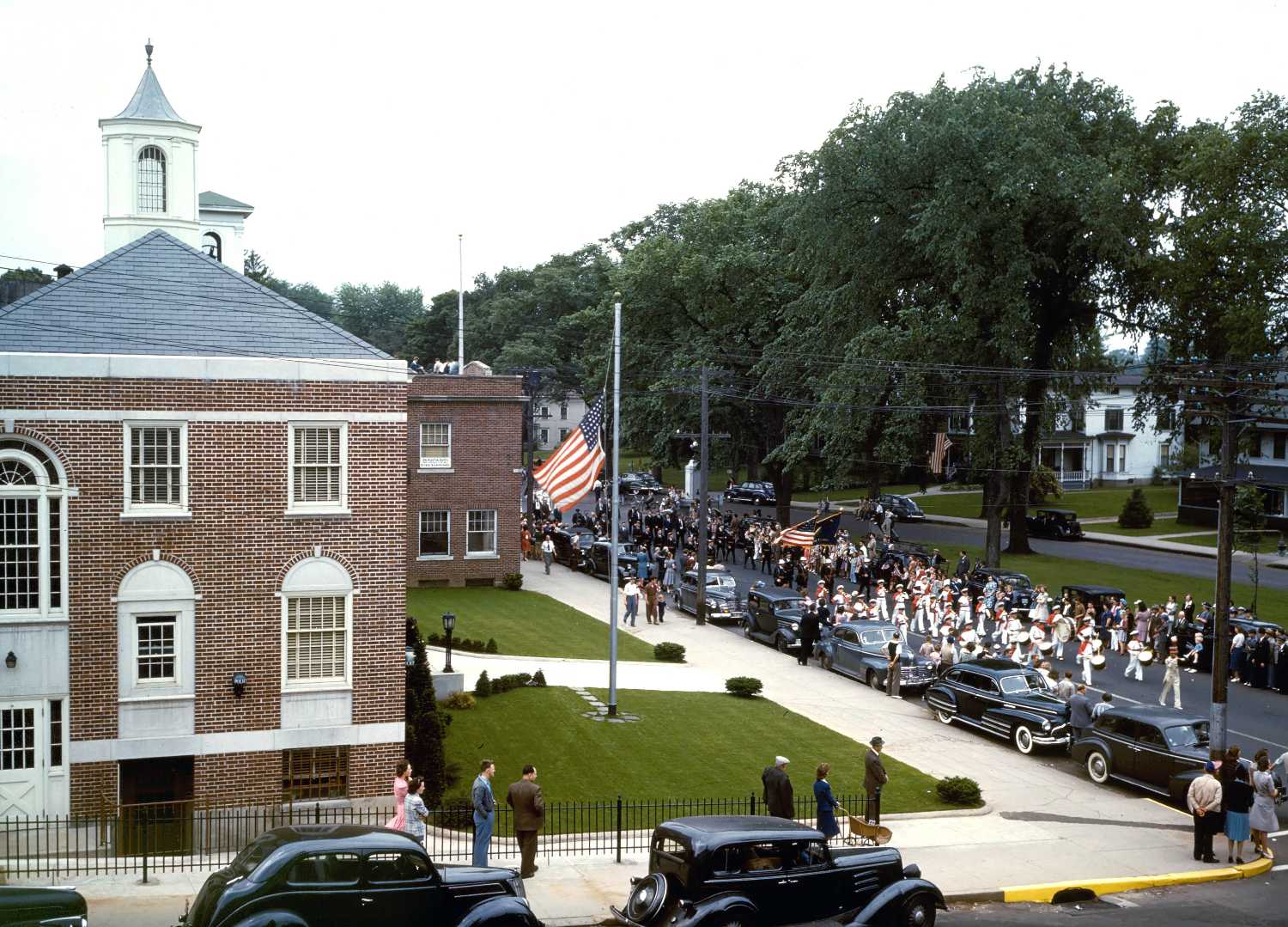 FSA-OWI Color Photos of America, 1939-1943