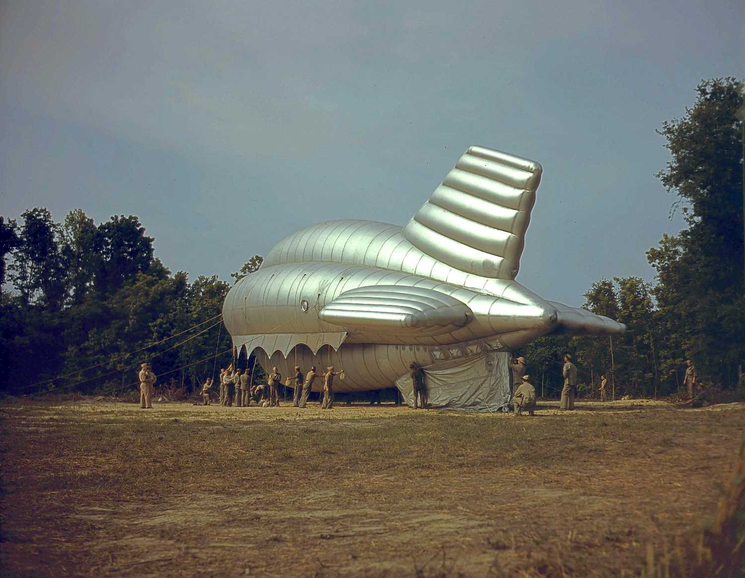 FSA-OWI Color Photos of America, 1939-1943