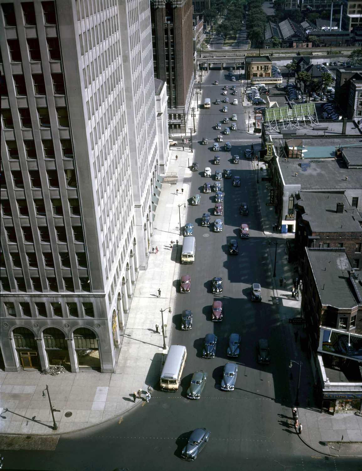 FSA-OWI Color Photos of America, 1939-1943