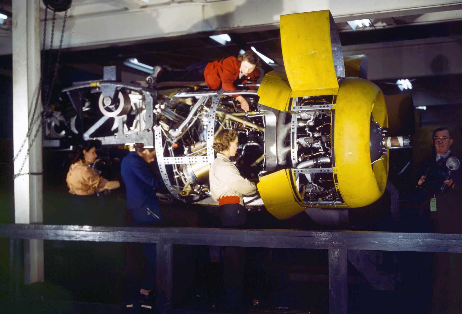 FSA-OWI Color Photos of America, 1939-1943