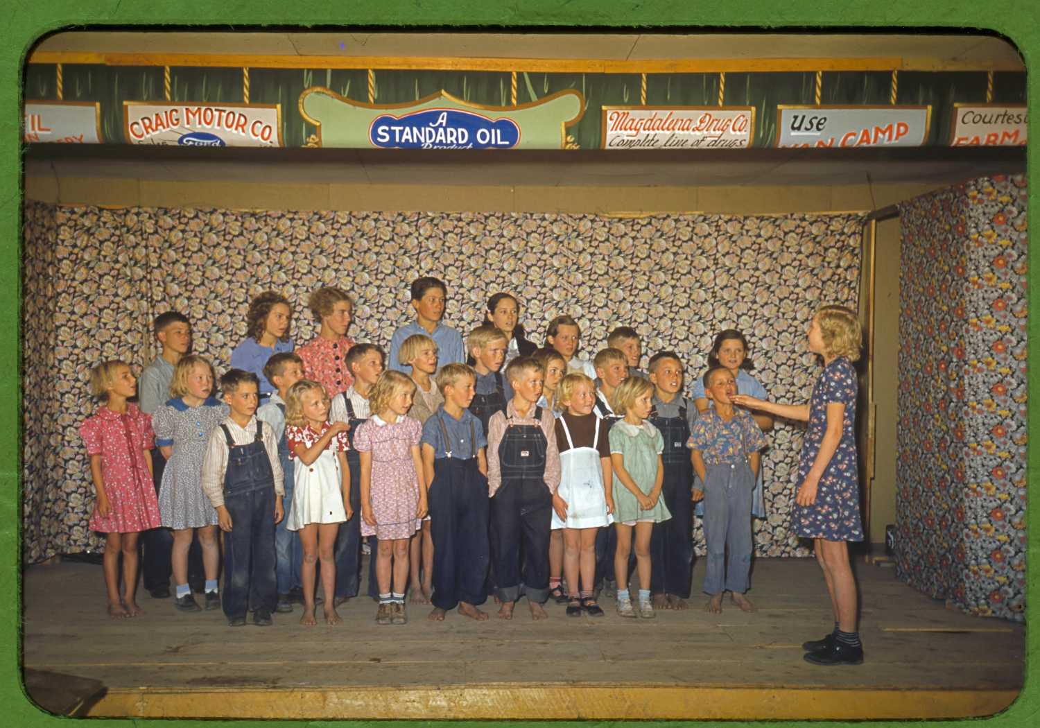 FSA-OWI Color Photos of America, 1939-1943