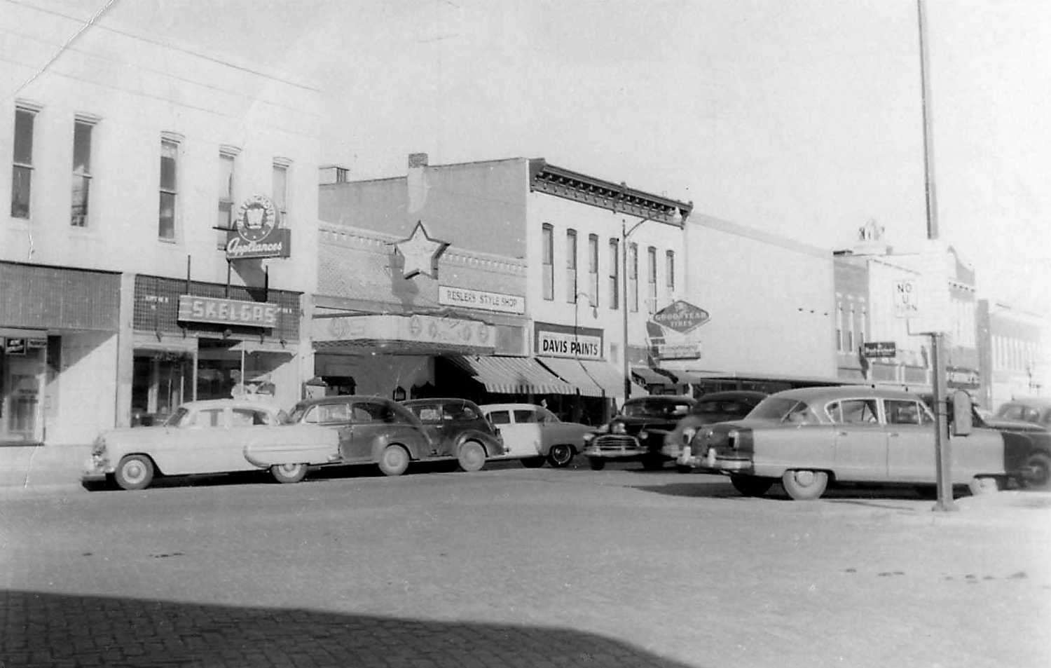 Photos of Clay Center, KS, 1900 to present
