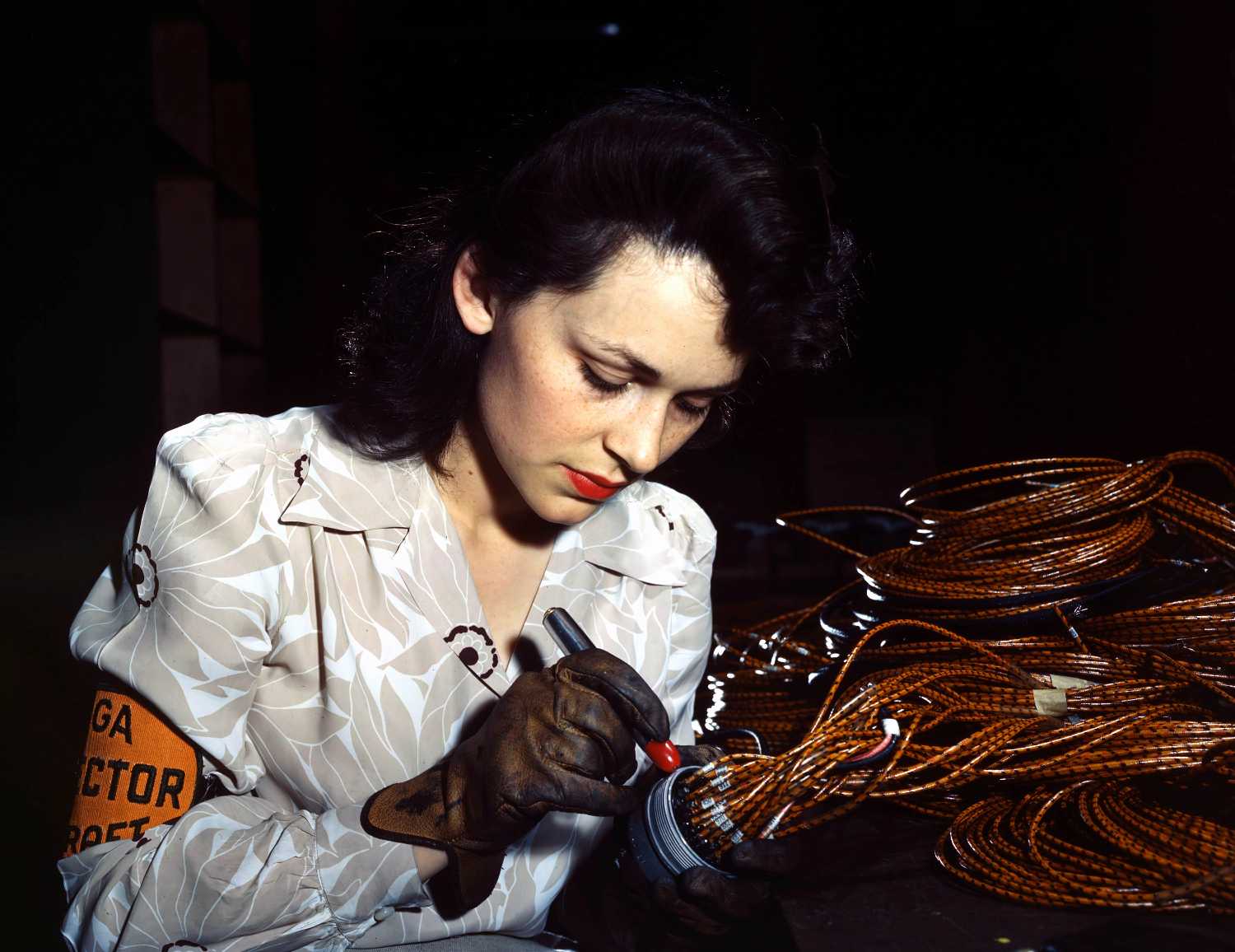 FSA-OWI Color Photos of America, 1939-1943